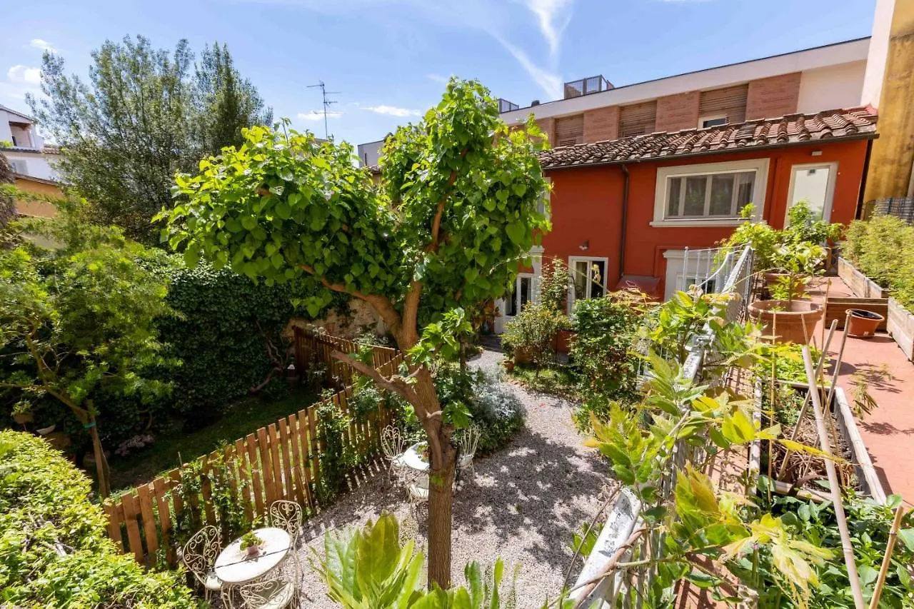 Alojamento de Acomodação e Pequeno-almoço Secret Garden Firenze B&B