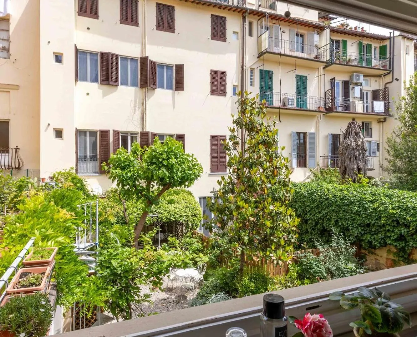 Alojamento de Acomodação e Pequeno-almoço Secret Garden Firenze B&B