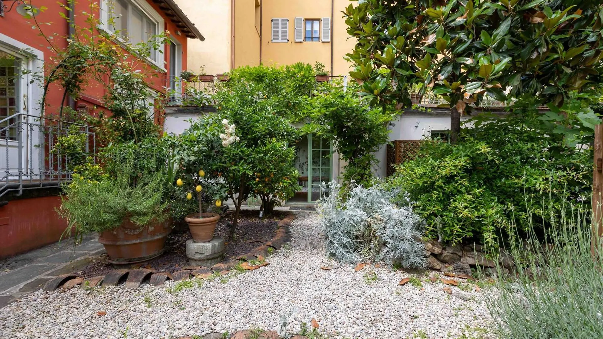 Secret Garden Firenze B&B 0*, Florence Italy